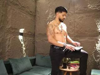 dann_saenz from Flirt4Free