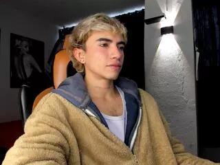 darko_davis from Flirt4Free is Freechat