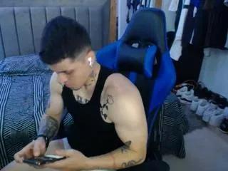 derek_valentino from Flirt4Free