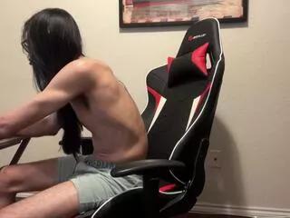 eddie_delights from Flirt4Free