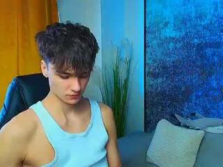 eryk_adams from Flirt4Free is Freechat