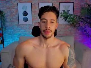 evans_opry from Flirt4Free is Freechat