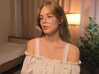 fanny_eade from Flirt4Free
