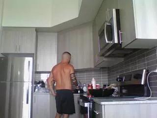 izzi from Flirt4Free