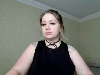 kira_pride from Flirt4Free is Freechat