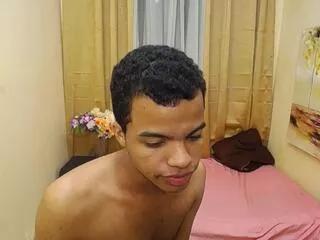 leonel_perez from Flirt4Free is Freechat