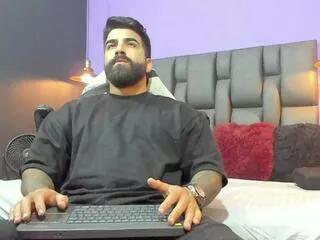 leonidas_murphy from Flirt4Free is Freechat