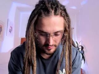 liam_lionn from Flirt4Free is Freechat