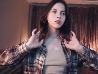 lorie_bellinder from Flirt4Free is Freechat