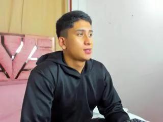 maicoll_brown from Flirt4Free is Freechat