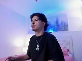 mathew_adamss from Flirt4Free is Freechat