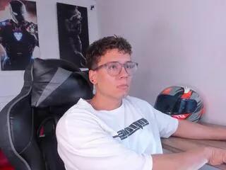 Photos of matthew_fiire from Flirt4Free is Freechat