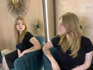 mella_essen from Flirt4Free