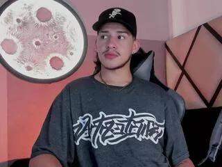 nathan_ferrara on Flirt4Free