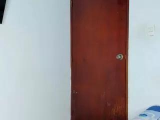 niki_marti from Flirt4Free
