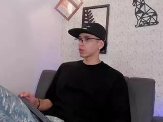 nikolai_drake from Flirt4Free is Freechat