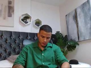 rocco_santos from Flirt4Free