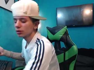rogers_fleter from Flirt4Free is Freechat