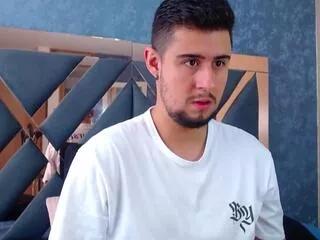 ryan_evanns from Flirt4Free is Freechat