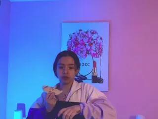 salome_lewiss from Flirt4Free is Freechat