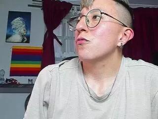 scott_shafer from Flirt4Free is Freechat
