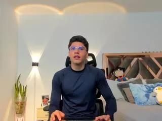 taylor_watson from Flirt4Free is Freechat