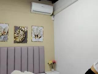 triana_bloom from Flirt4Free is Freechat
