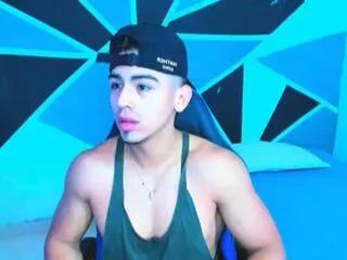 vinny_oliver from Flirt4Free