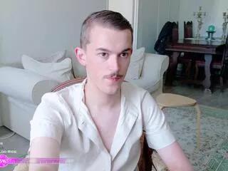 william_gramain from Flirt4Free