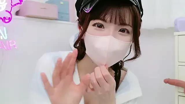 Photos of -minami- from StripChat is Freechat