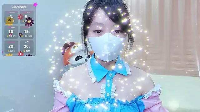 -MinaYoung- on StripChat