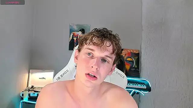 4ever_dude from StripChat