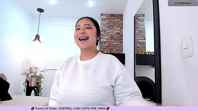 _alaiasmile_ from StripChat