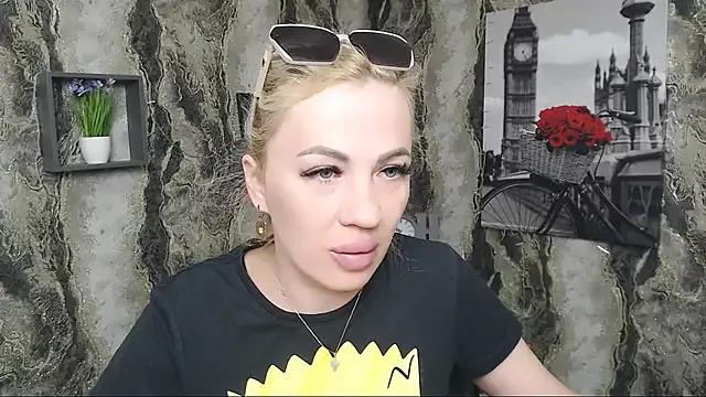 Girls: try live performances with matured performers, from dancing to quirks, in a variety of beautiful sex cams.