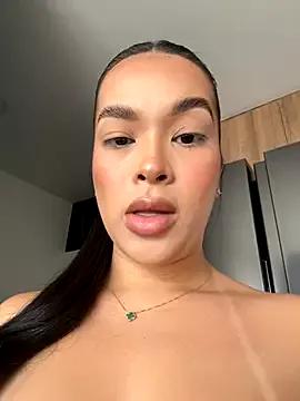 _AnaMilan from StripChat