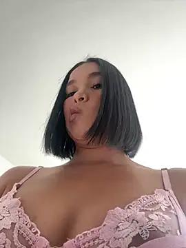 _AnaMilan from StripChat