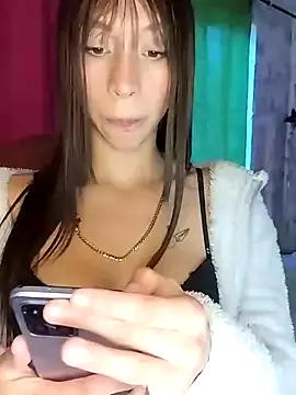 _Emily_star from StripChat is Freechat