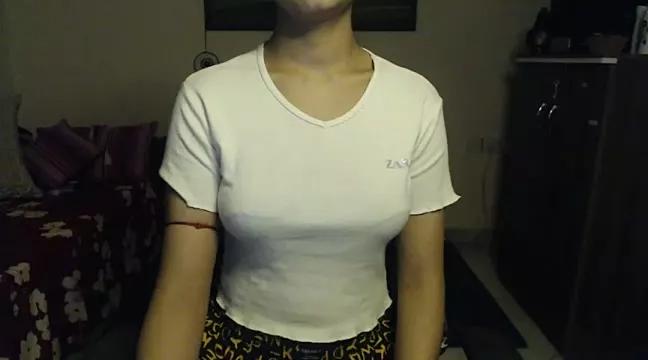 _emma21 from StripChat