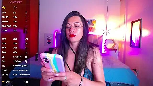 Girls: try live performances with matured performers, from dancing to quirks, in a variety of beautiful sex cams.