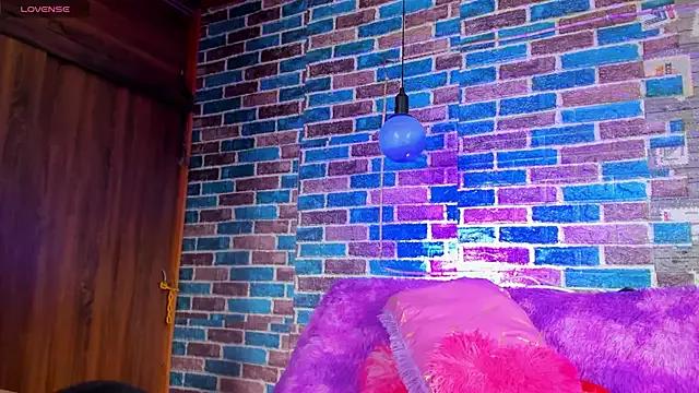 Girls: try live performances with matured performers, from dancing to quirks, in a variety of beautiful sex cams.
