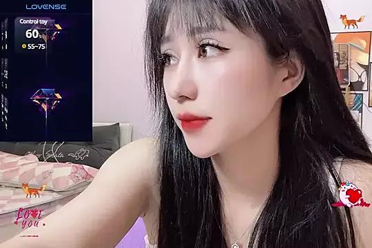 _LLisa_ from StripChat