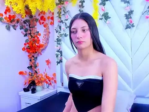 _Luna_Bennett from StripChat is Freechat