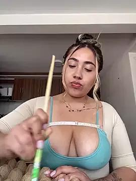 _ManuVeelez on StripChat