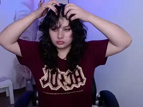 _MoonBlue_ from StripChat
