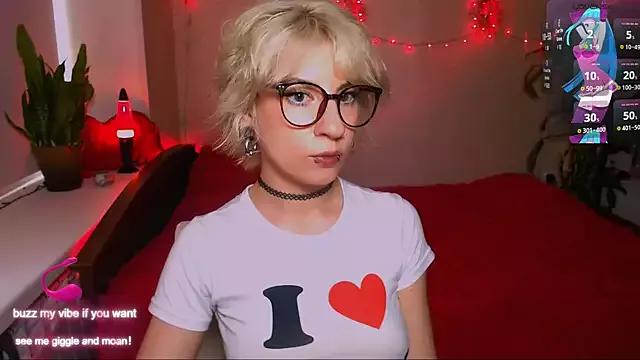 _Moonlight_t from StripChat