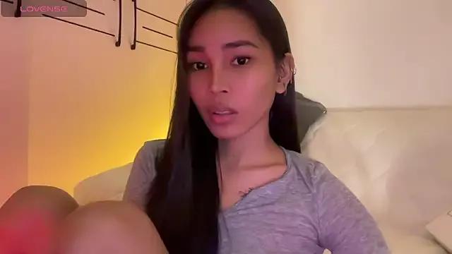_sexyanne69_ from StripChat is Freechat