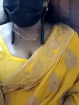 Aadhini99 from StripChat