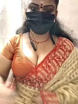Aadhini99 from StripChat