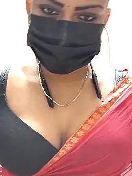 Aadhini99 from StripChat