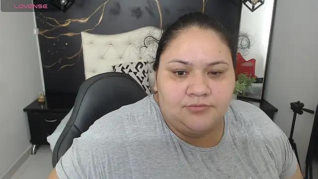 Aaliyah11 from StripChat